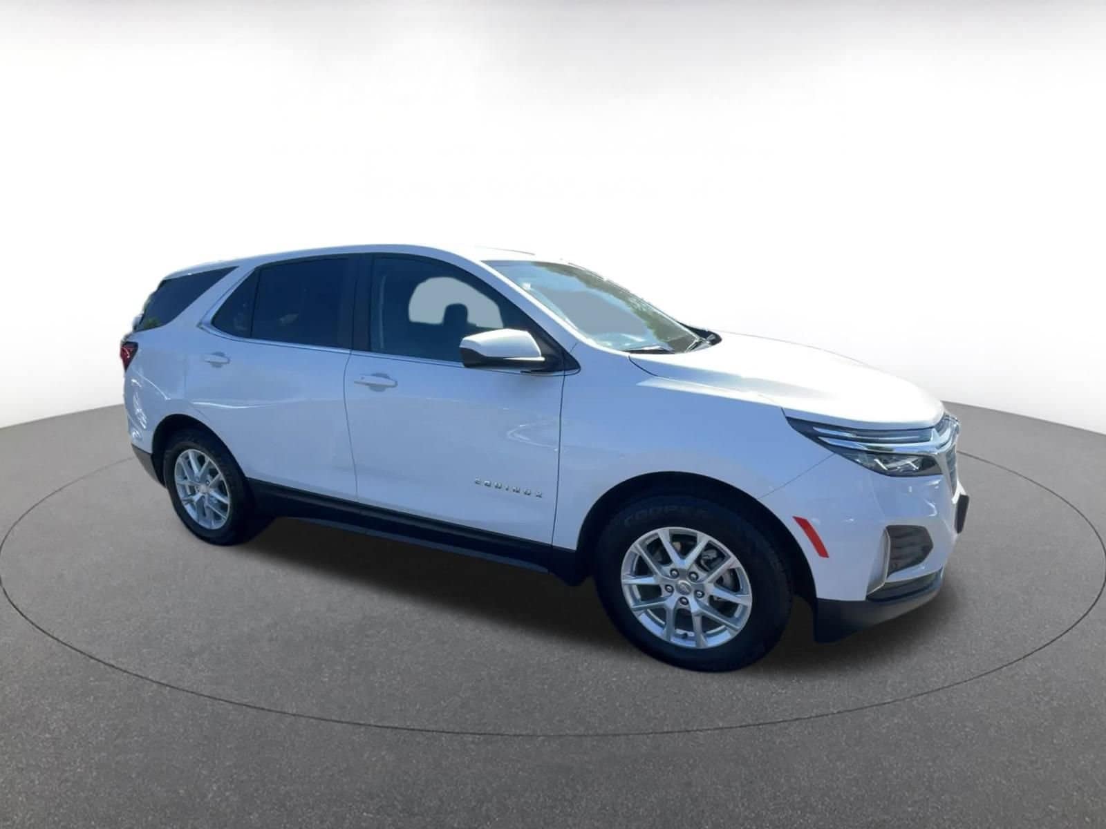 Thumbnail: 2024 Chevrolet Equinox - 2