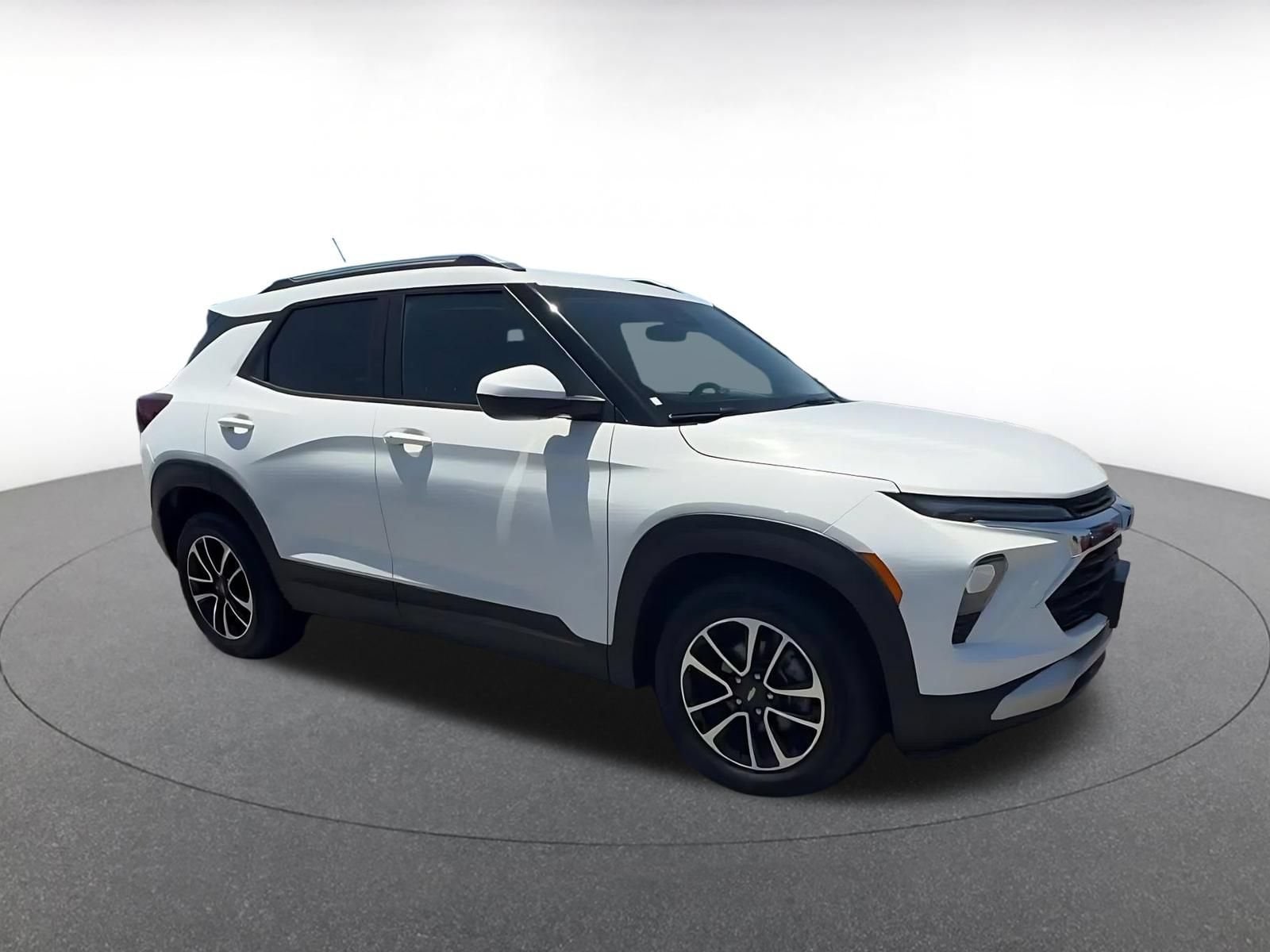 Thumbnail: 2025 Chevrolet TrailBlazer - 2