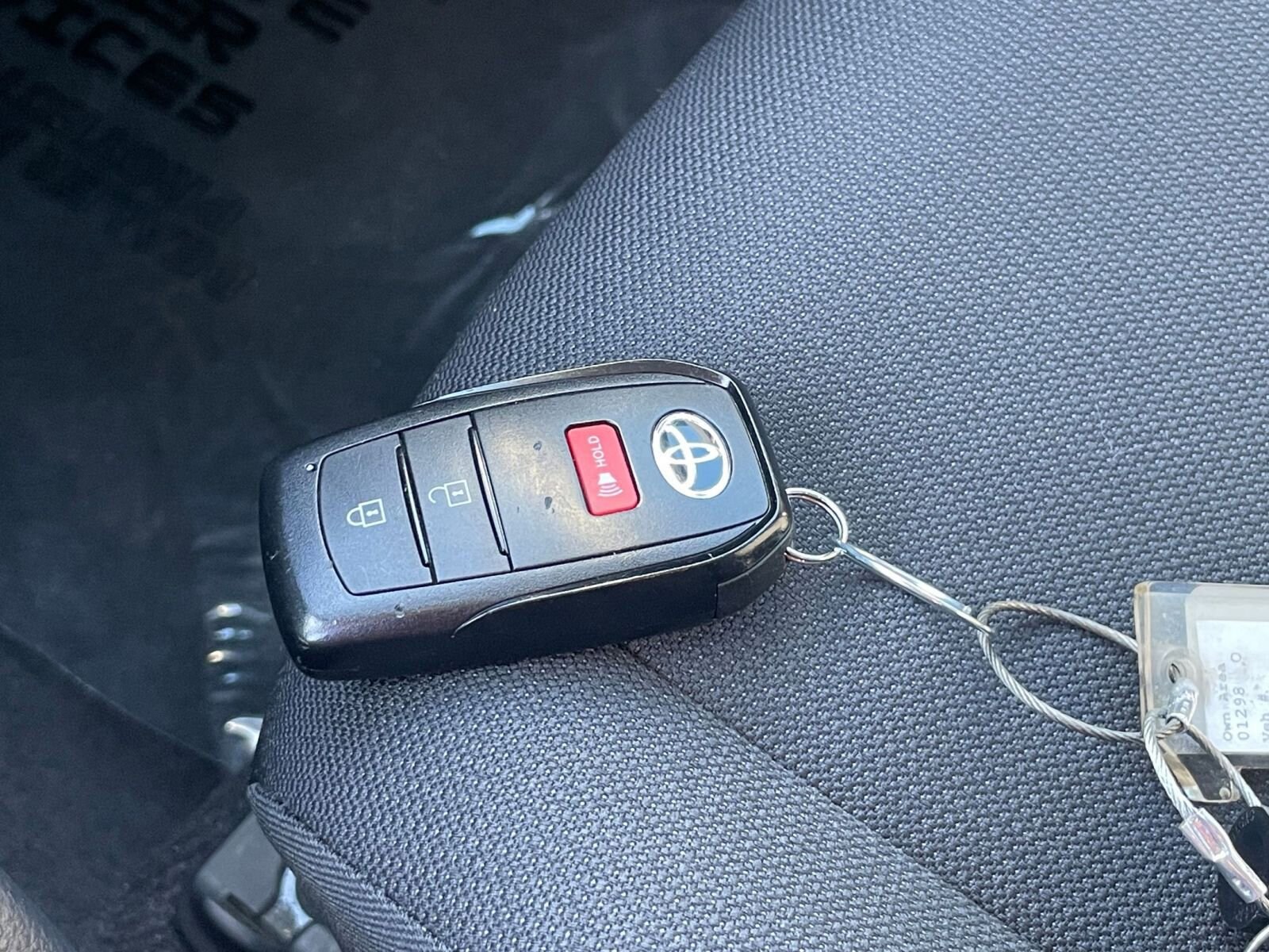 Thumbnail: 2025 Toyota Corolla Cross - 22