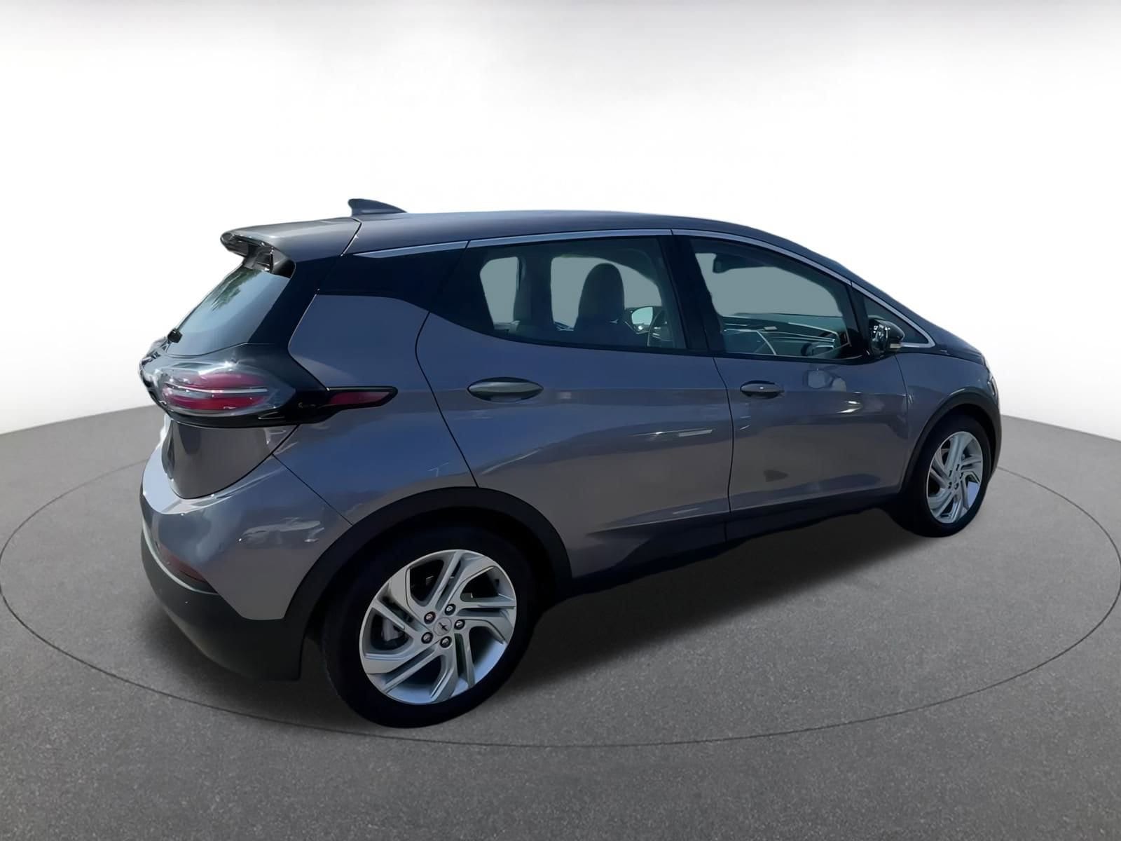 Thumbnail: 2023 Chevrolet Bolt EV - 15
