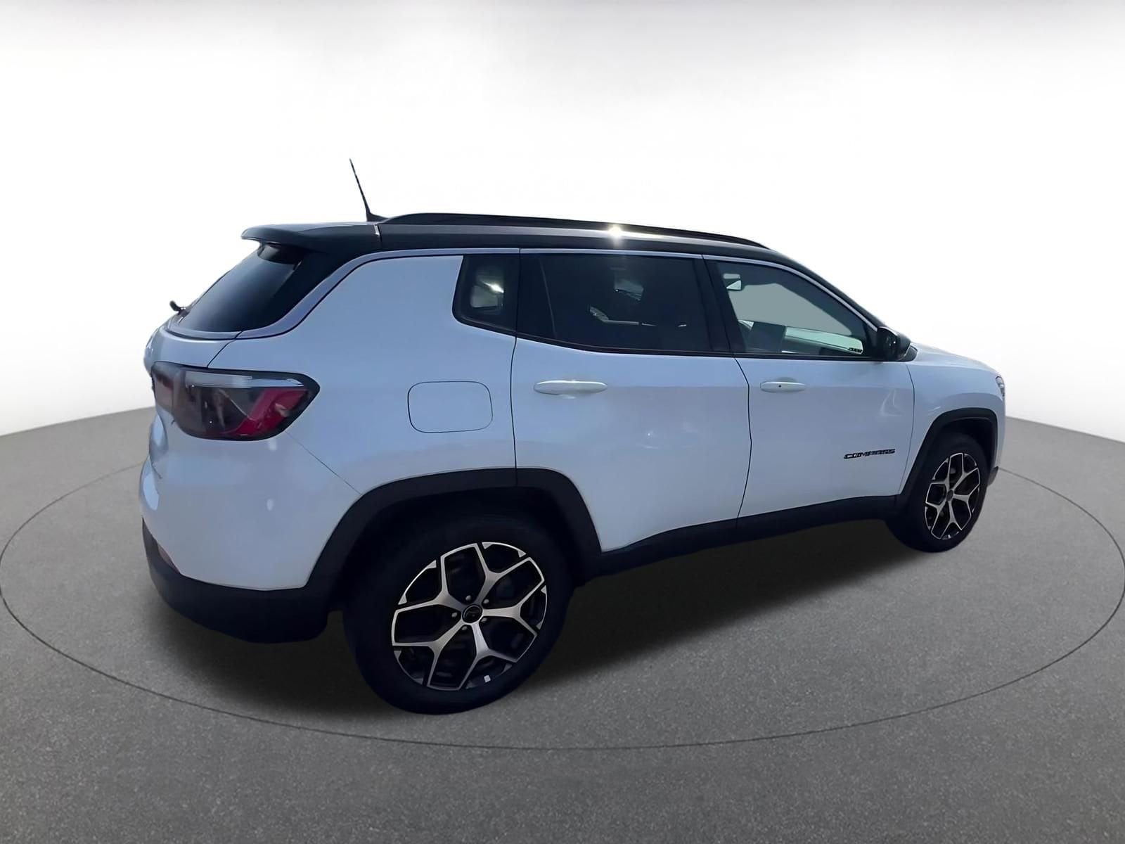 Thumbnail: 2025 Jeep Compass - 15
