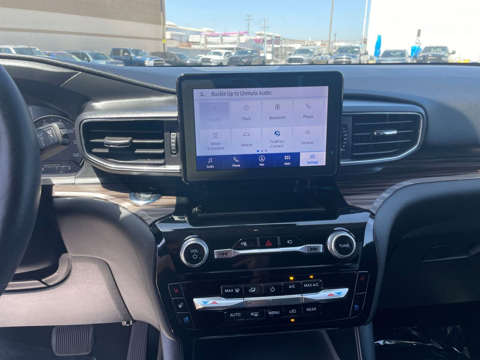 2023 Ford Explorer Limited 21