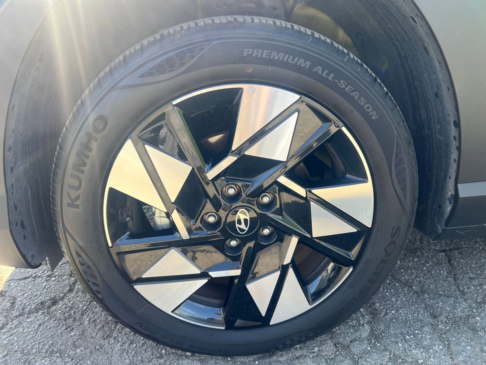 Thumbnail: 2025 Hyundai Kona - 30