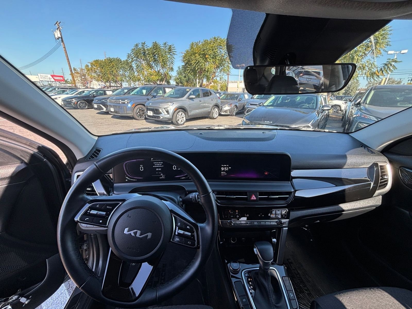 Thumbnail: 2025 Kia Seltos - 34