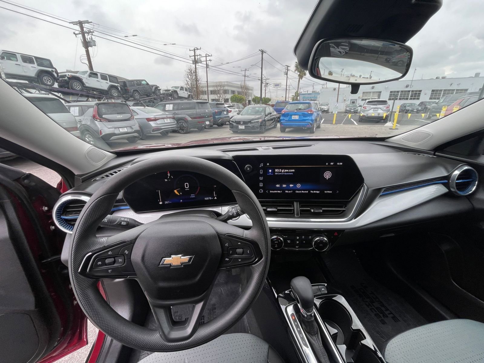 Thumbnail: 2025 Chevrolet Trax - 33