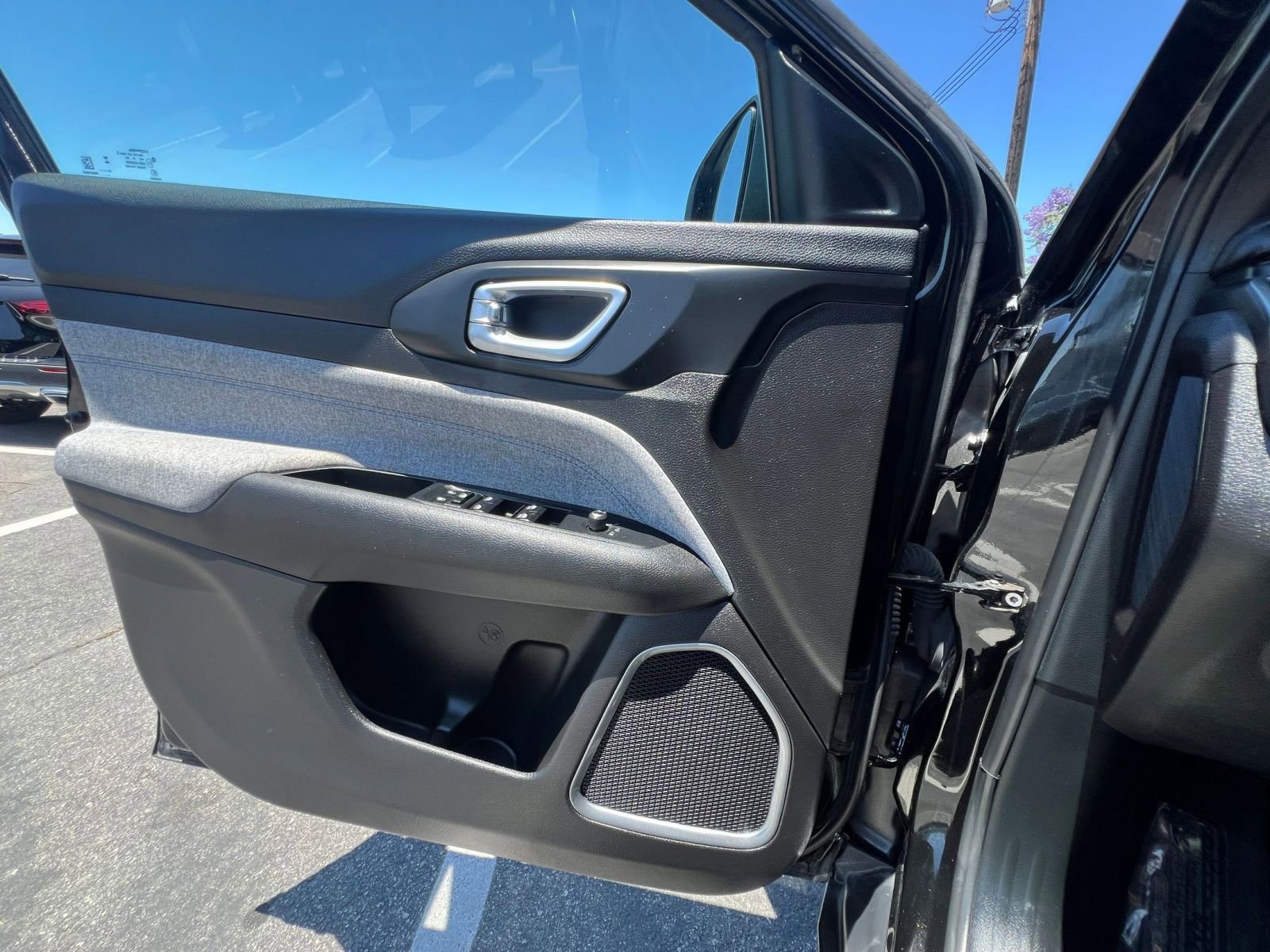 Thumbnail: 2025 Jeep Compass - 18