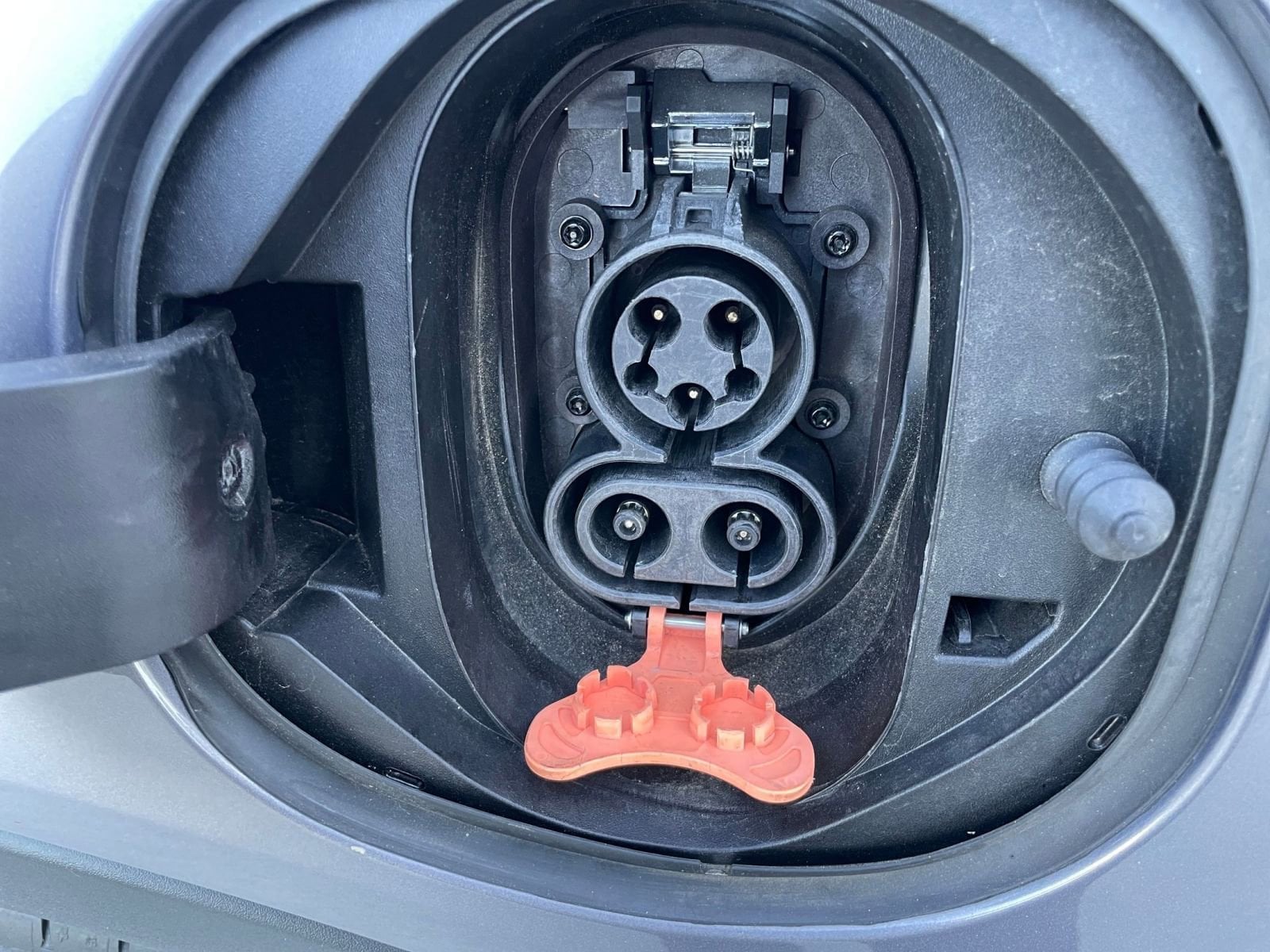 Thumbnail: 2023 Chevrolet Bolt EV - 23