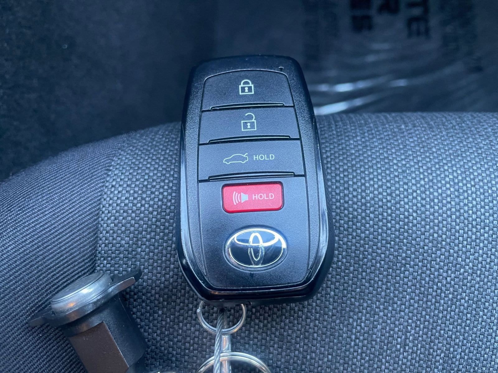 Thumbnail: 2025 Toyota Camry - 22