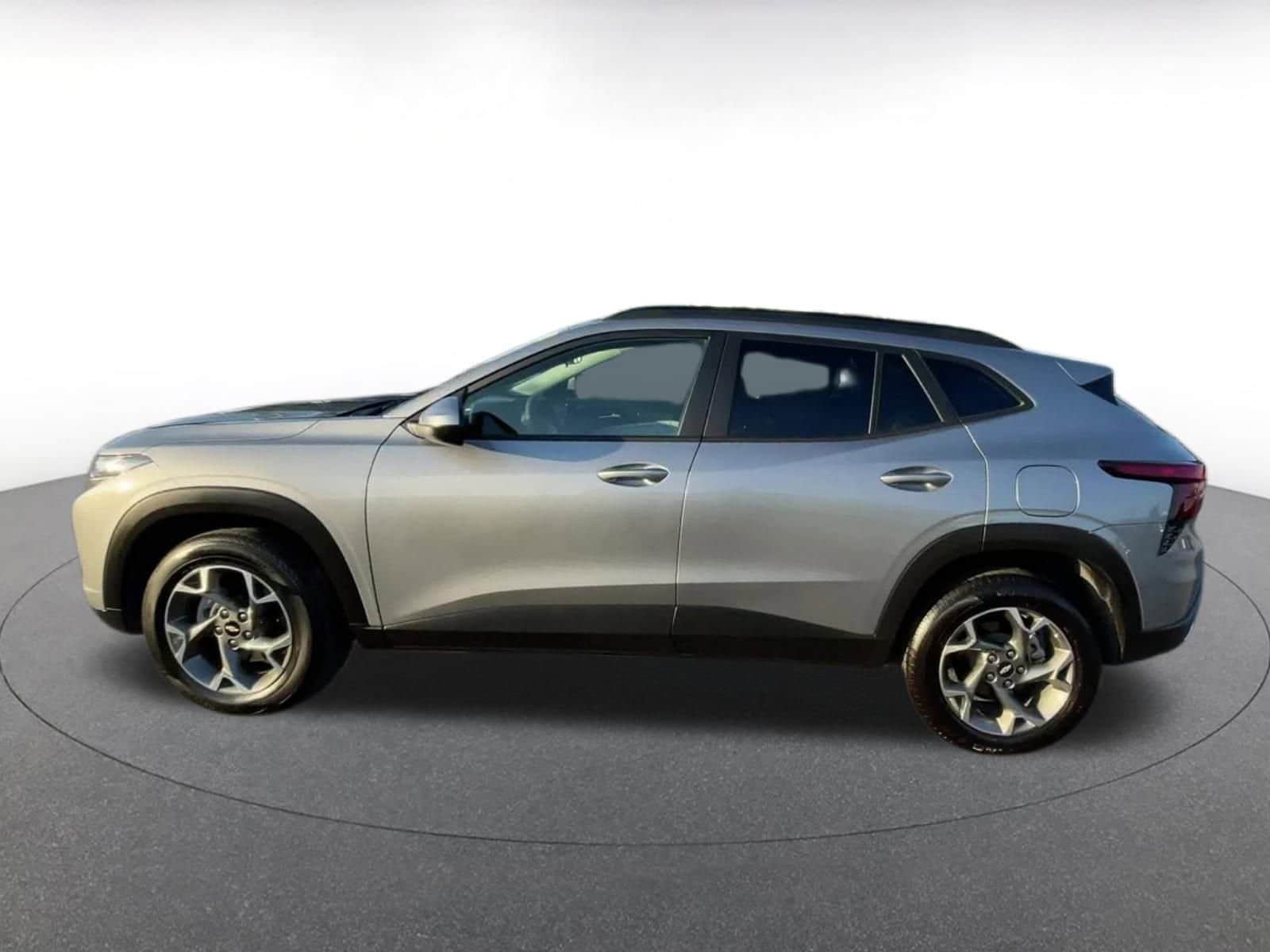 Thumbnail: 2025 Chevrolet Trax - 9