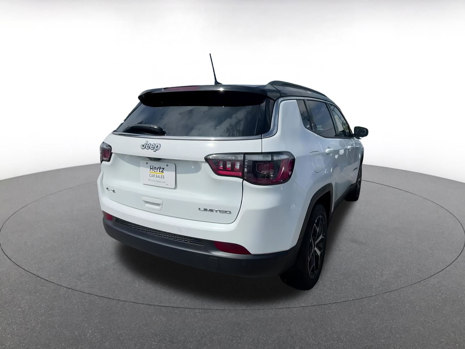 Thumbnail: 2025 Jeep Compass - 14