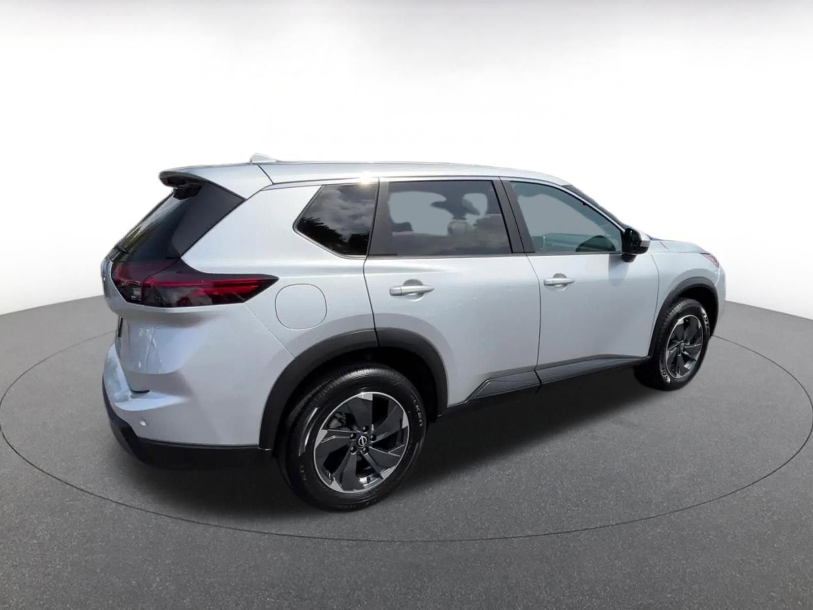 Thumbnail: 2025 Nissan Rogue - 14