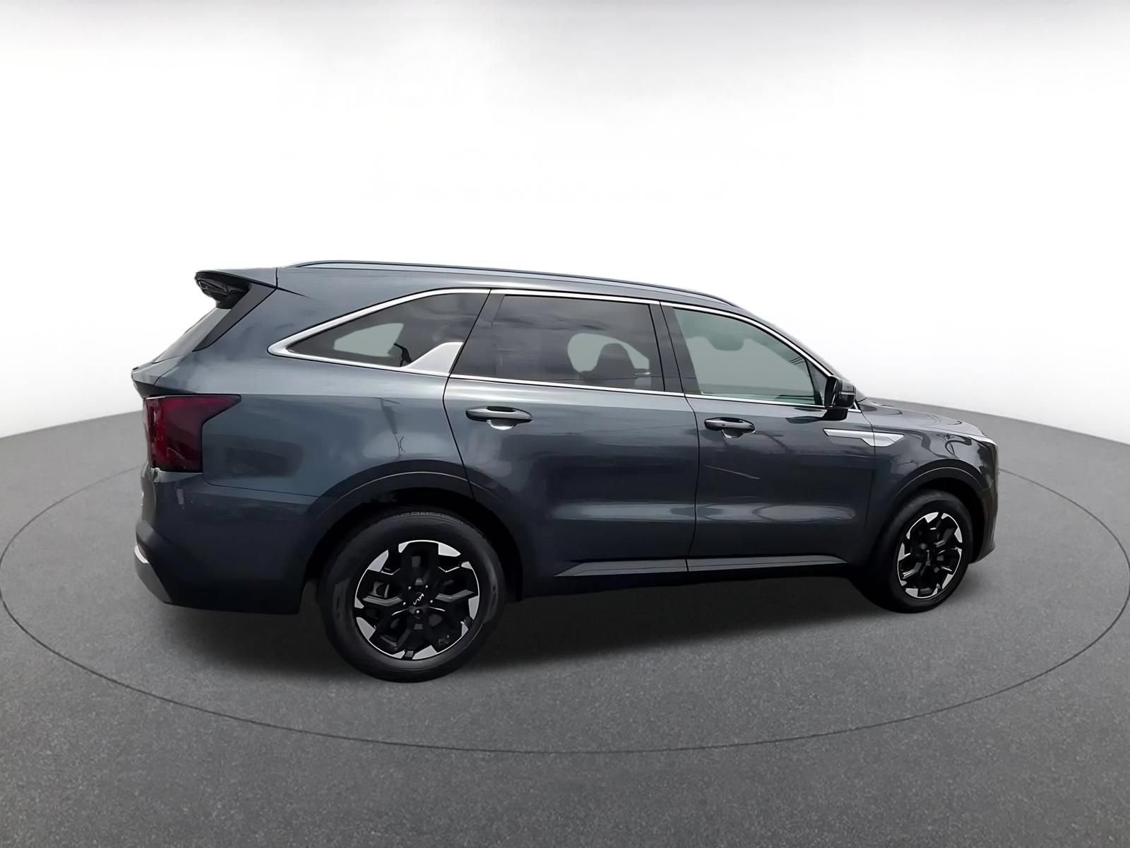 Thumbnail: 2024 Kia Sorento - 14