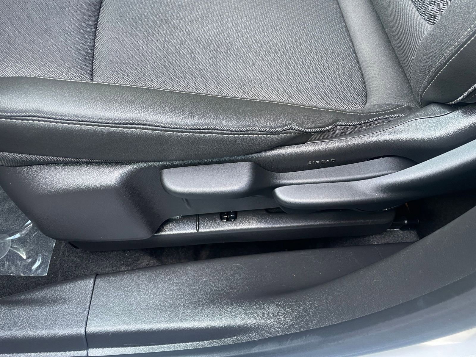 Thumbnail: 2025 Buick Encore GX - 23