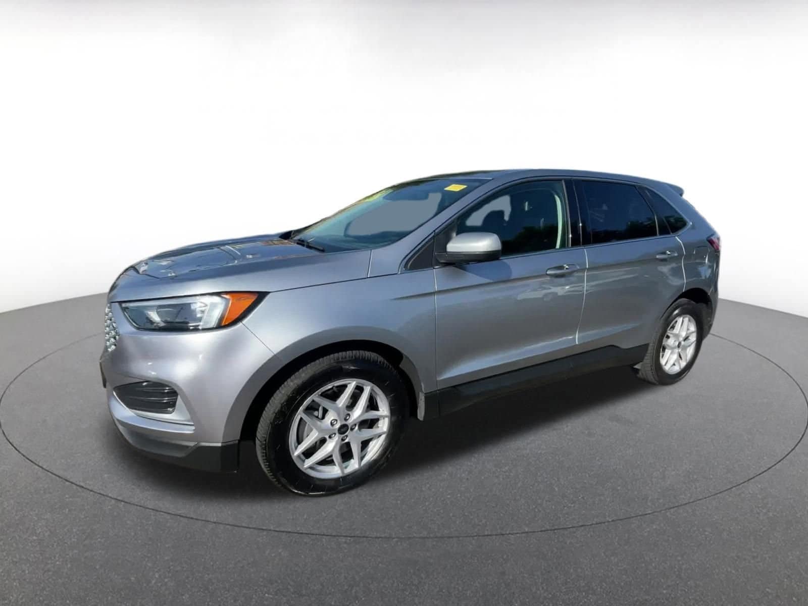 Thumbnail: 2023 Ford Edge - 8