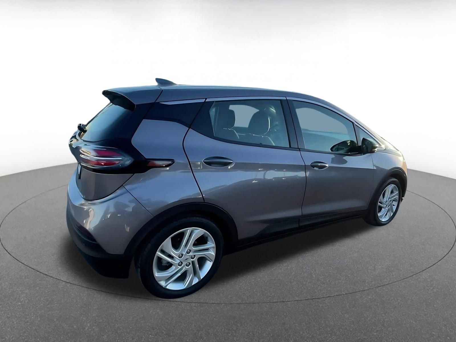 Thumbnail: 2023 Chevrolet Bolt EV - 15