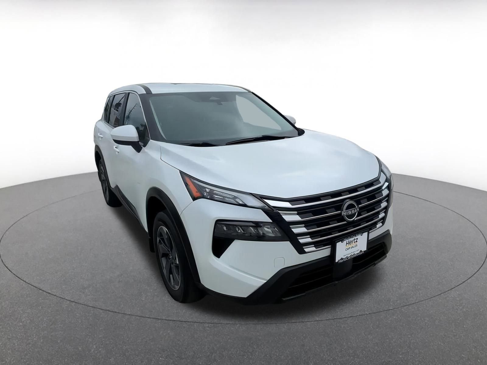 2024 Nissan Rogue SV 3