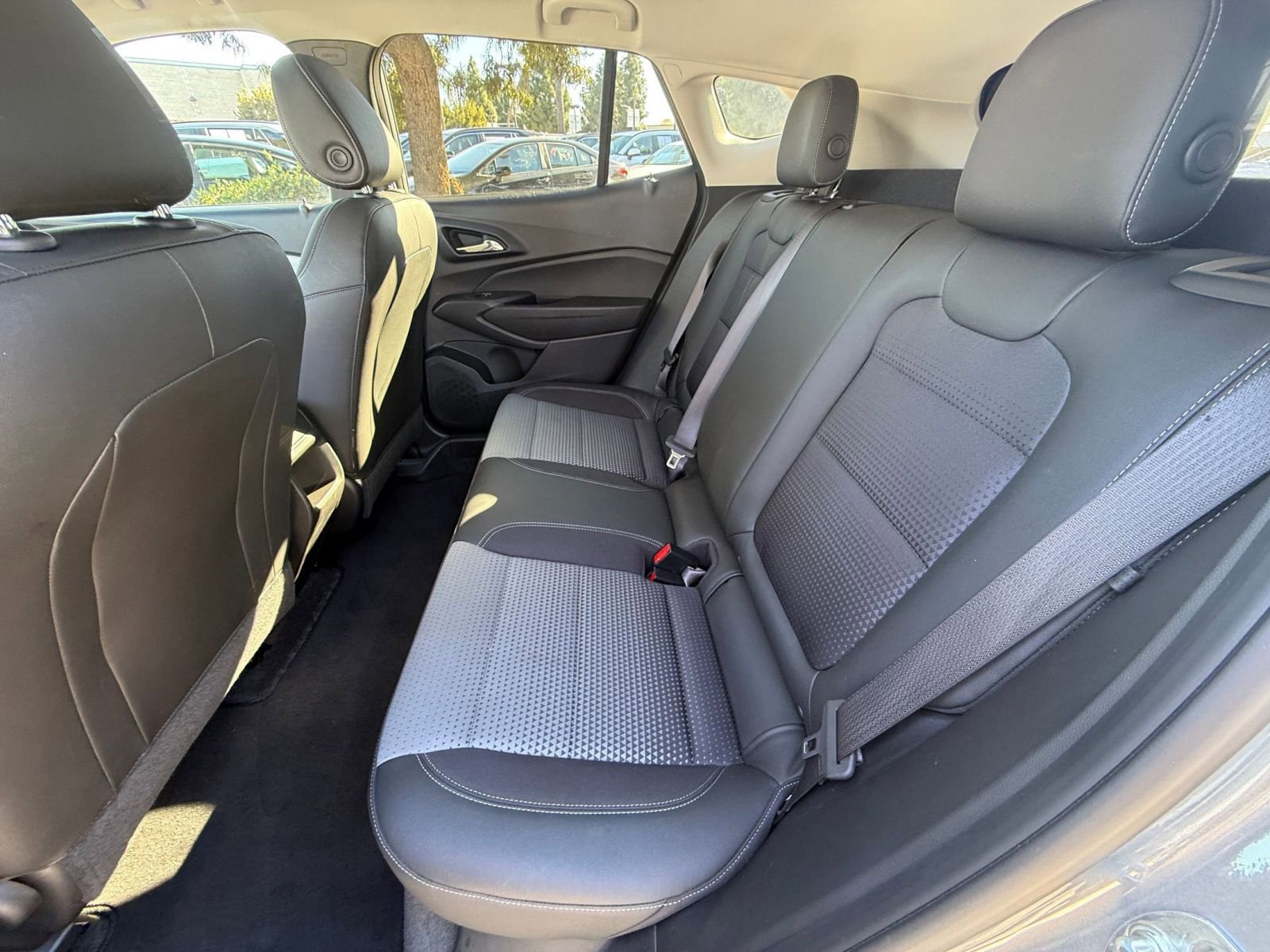 Thumbnail: 2025 Chevrolet Trax - 22