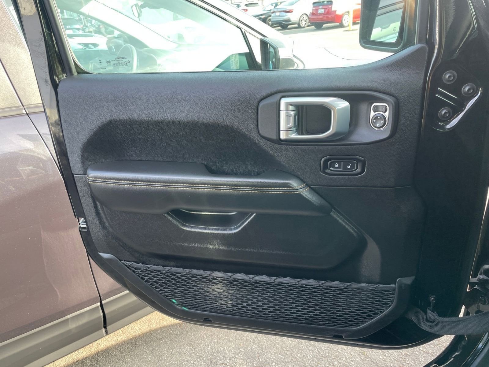 Thumbnail: 2025 Jeep Wrangler - 20