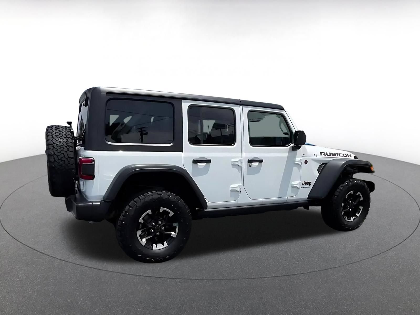 Thumbnail: 2025 Jeep Wrangler - 12
