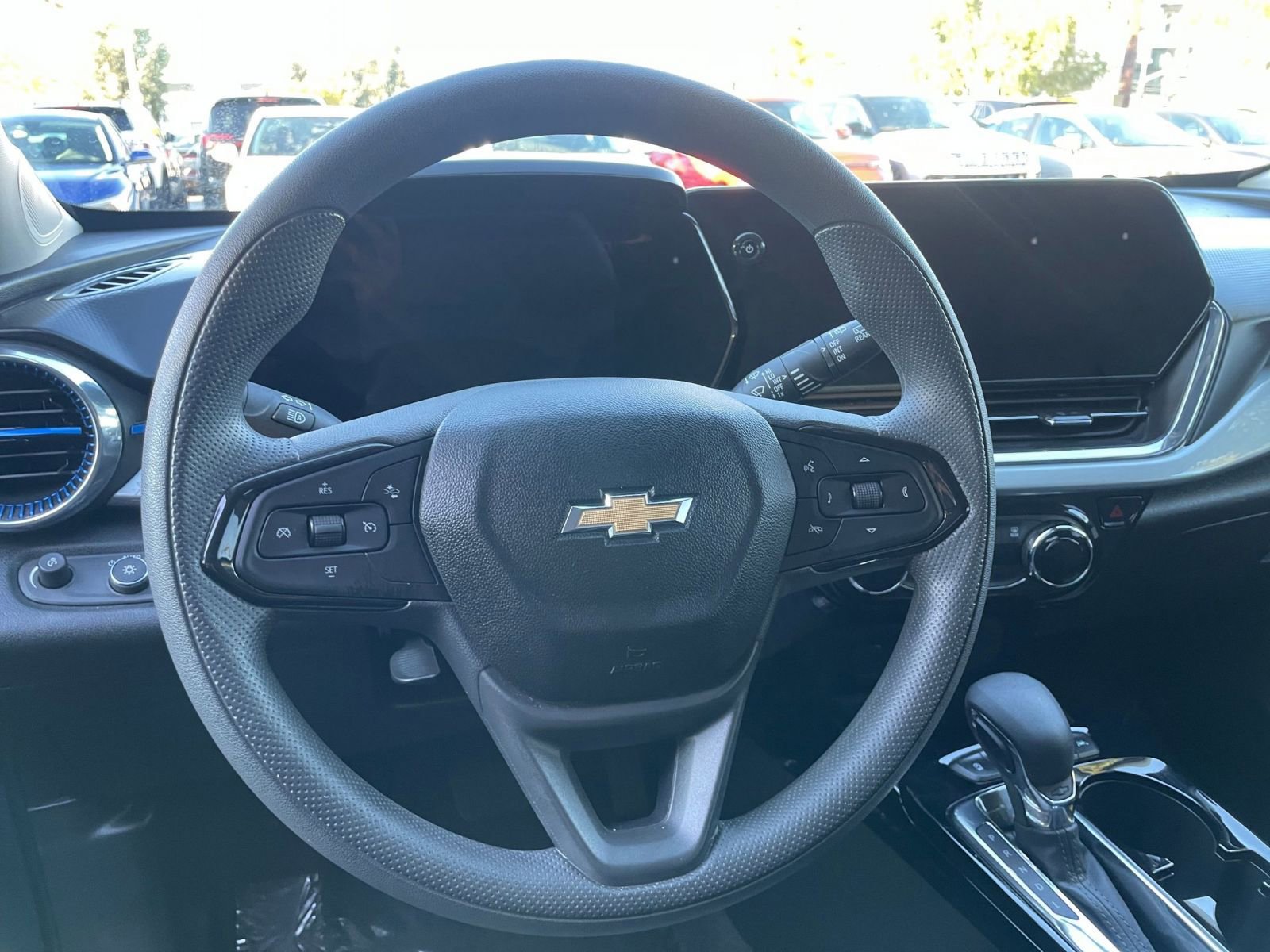 Thumbnail: 2025 Chevrolet Trax - 29