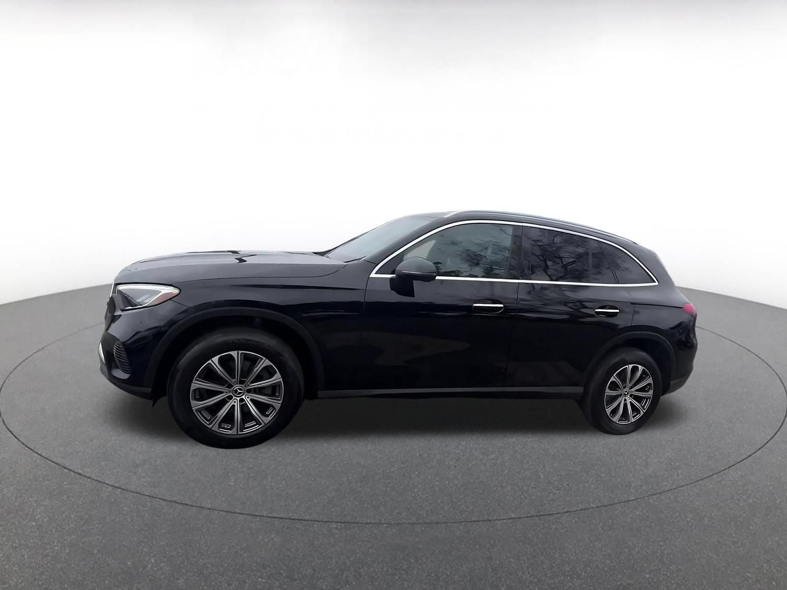 Thumbnail: 2024 Mercedes-Benz GLC - 6