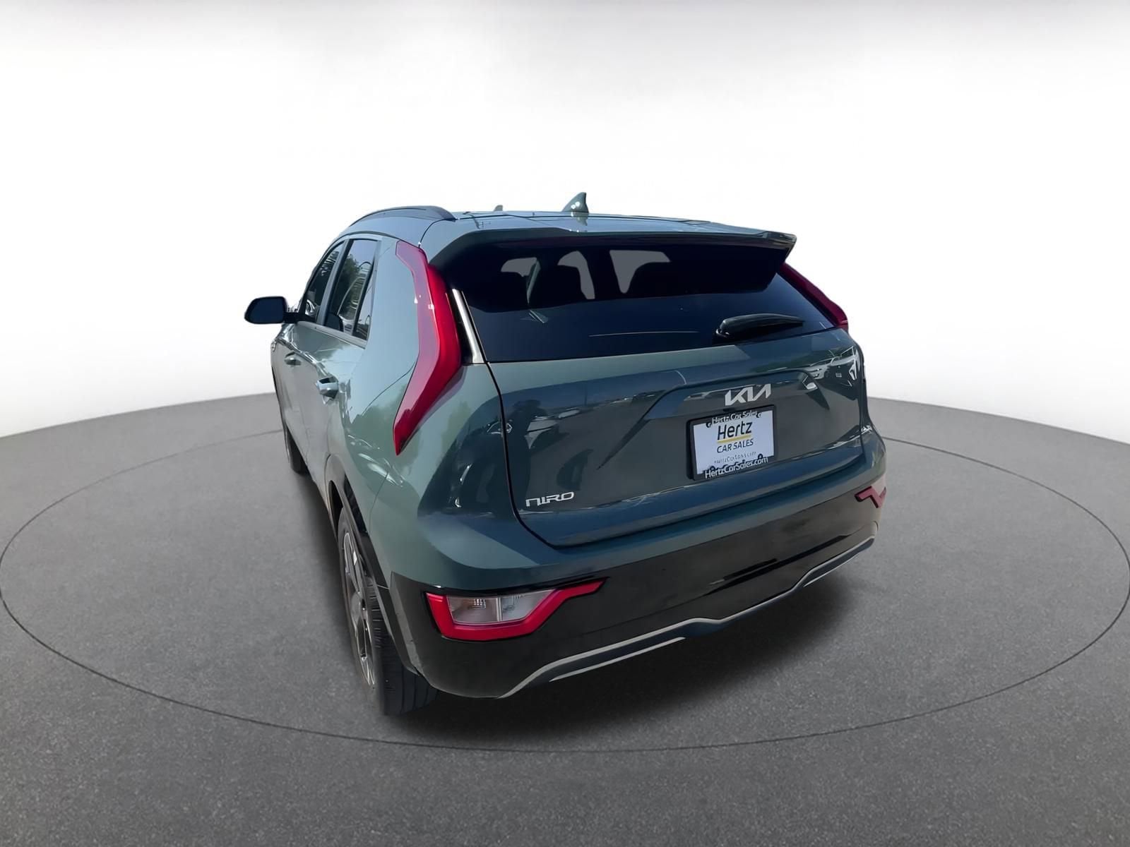 Thumbnail: 2023 Kia Niro - 11