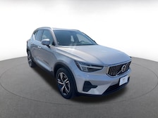 2024 Volvo XC40 B5 Core -
                  Inglewood, CA