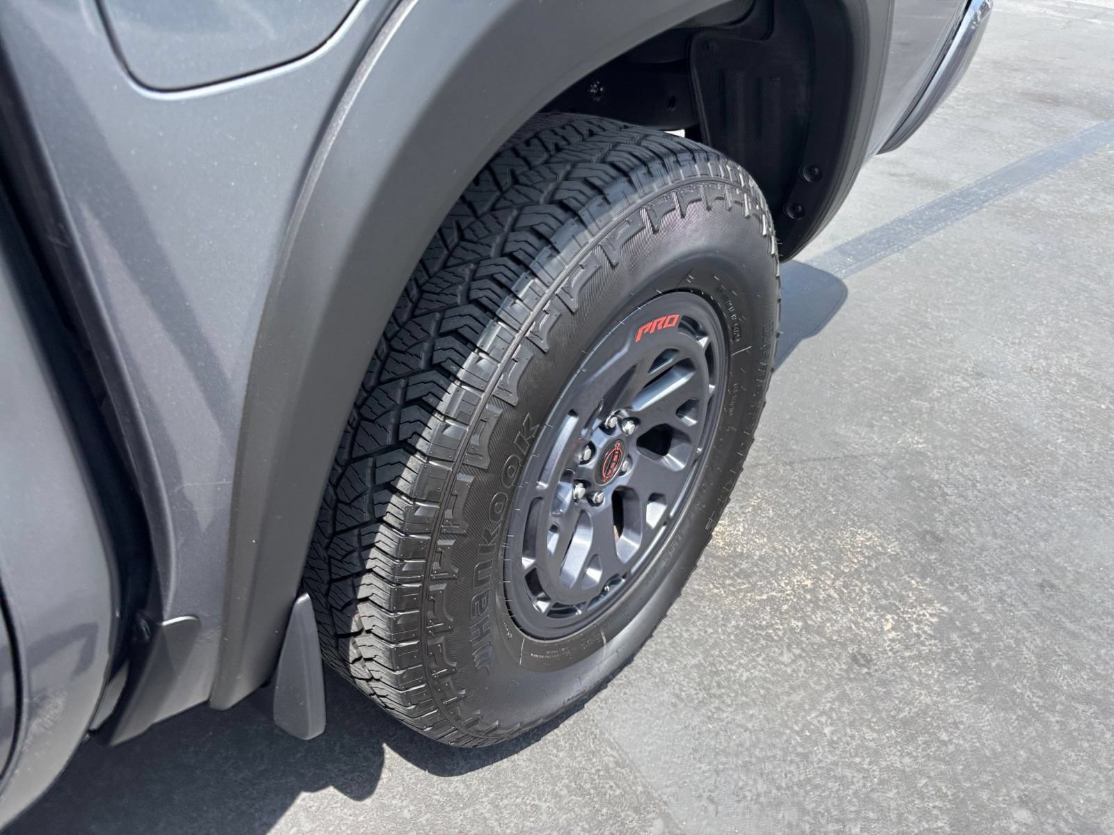 Thumbnail: 2026 Nissan Frontier - 30