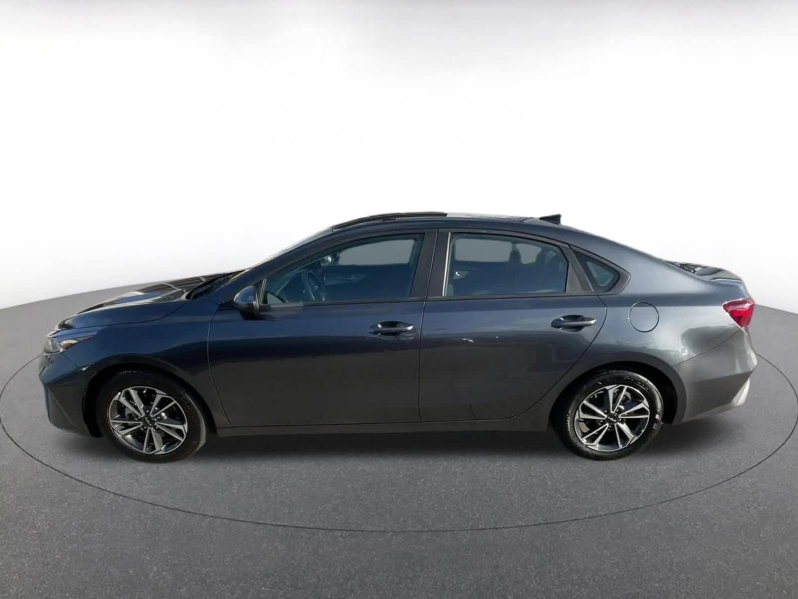 2024 Kia Forte LXS 10