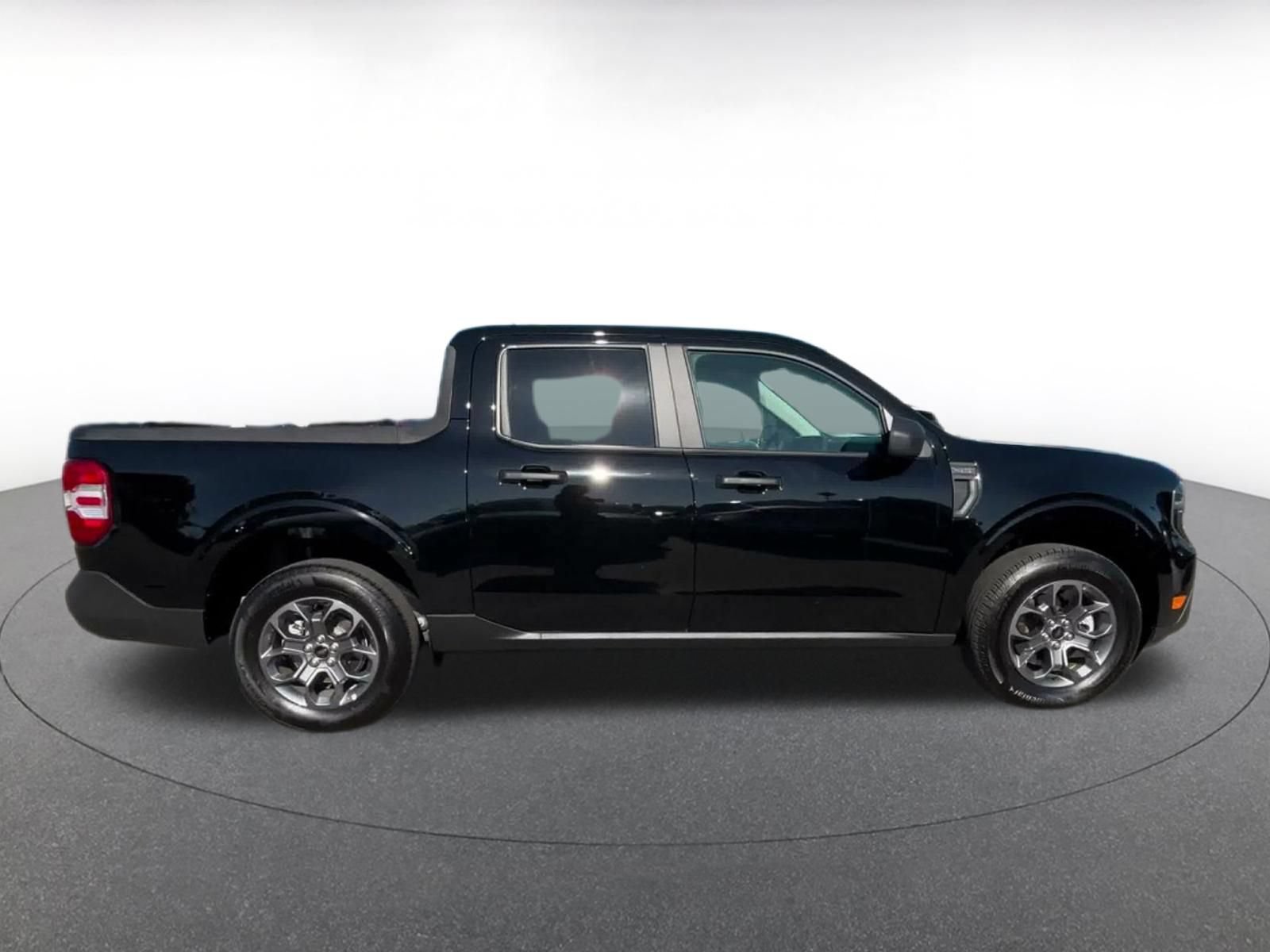Thumbnail: 2026 Ford Maverick - 13