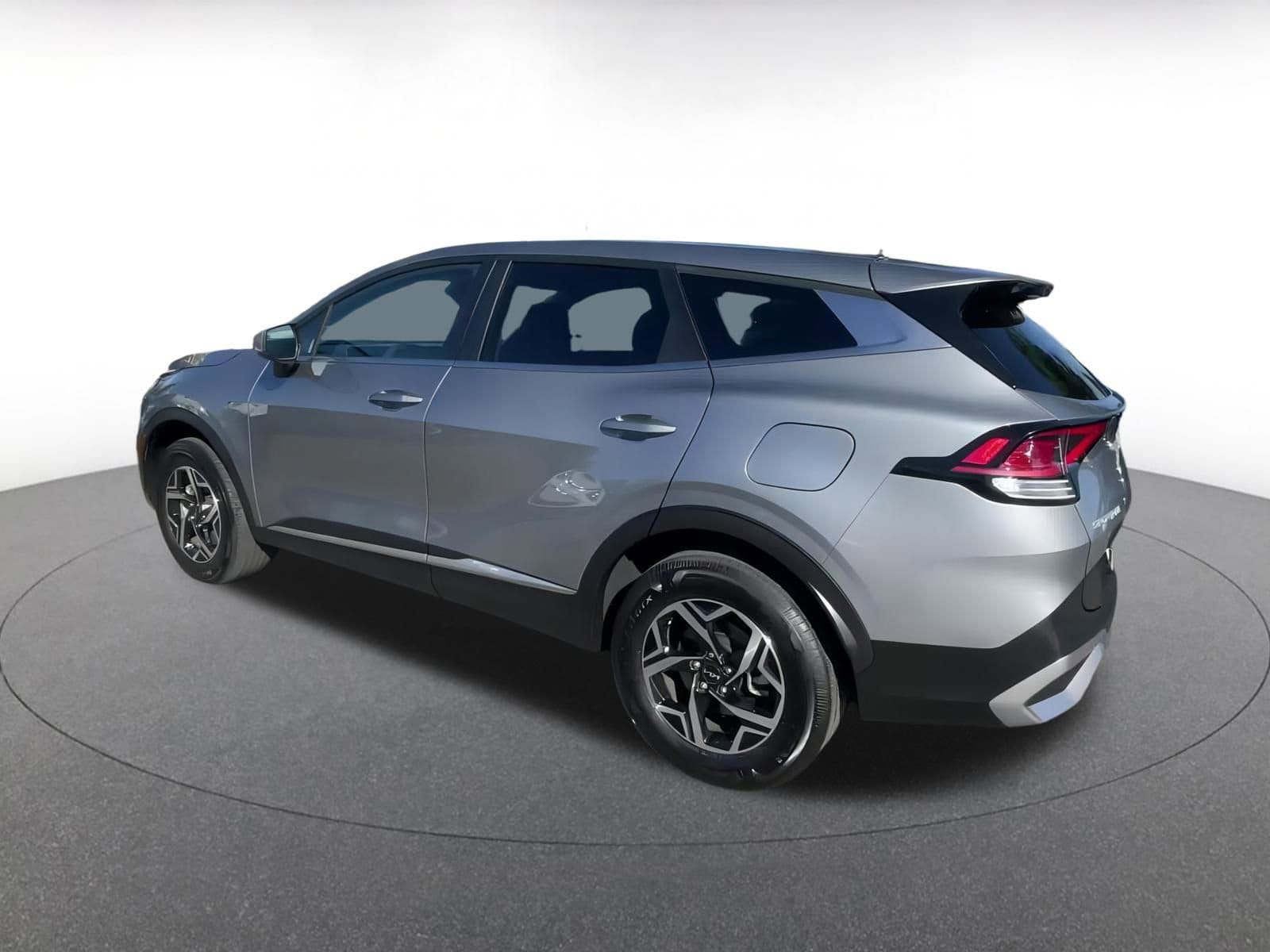 Thumbnail: 2024 Kia Sportage - 10