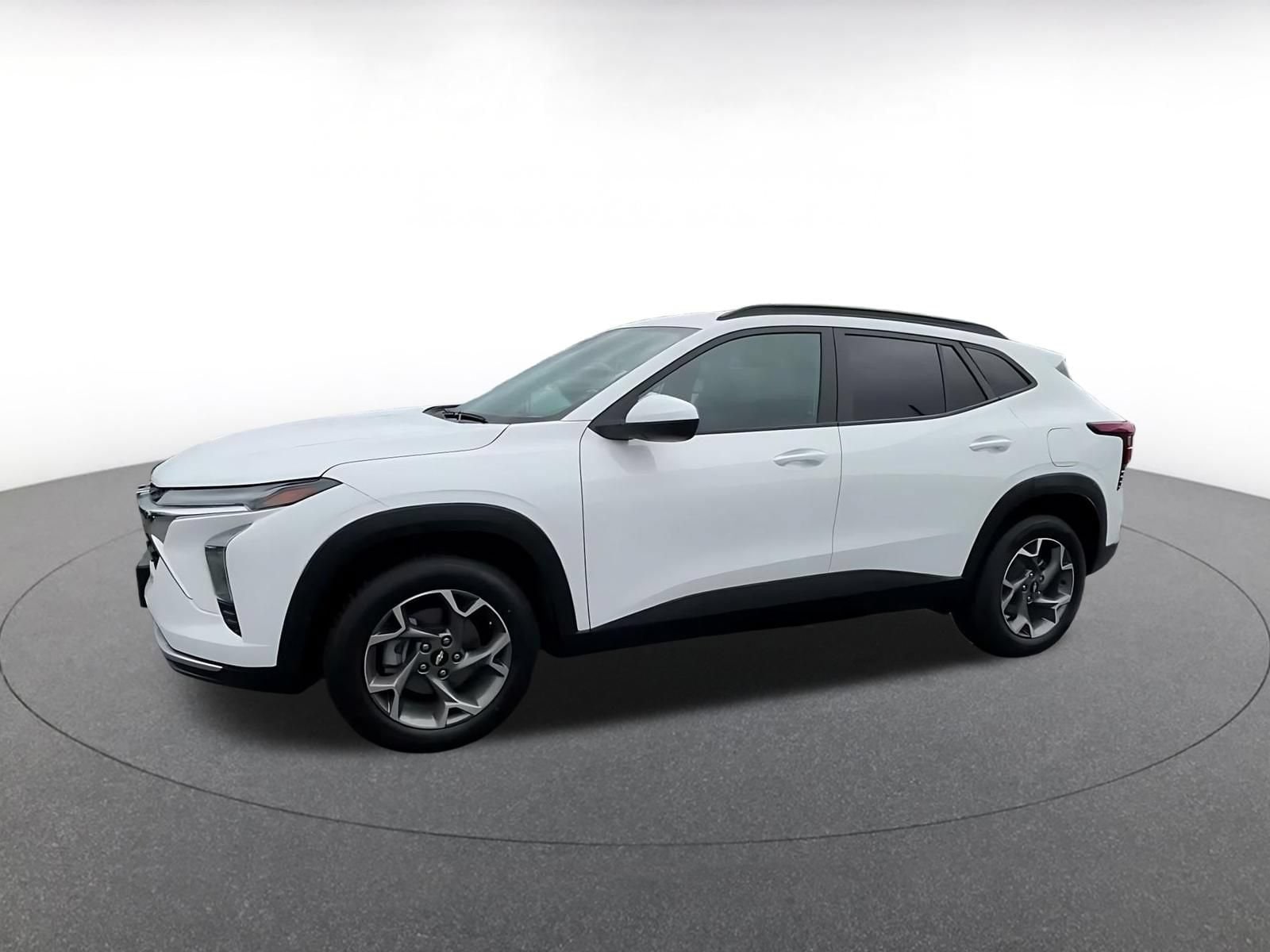 Thumbnail: 2025 Chevrolet Trax - 7