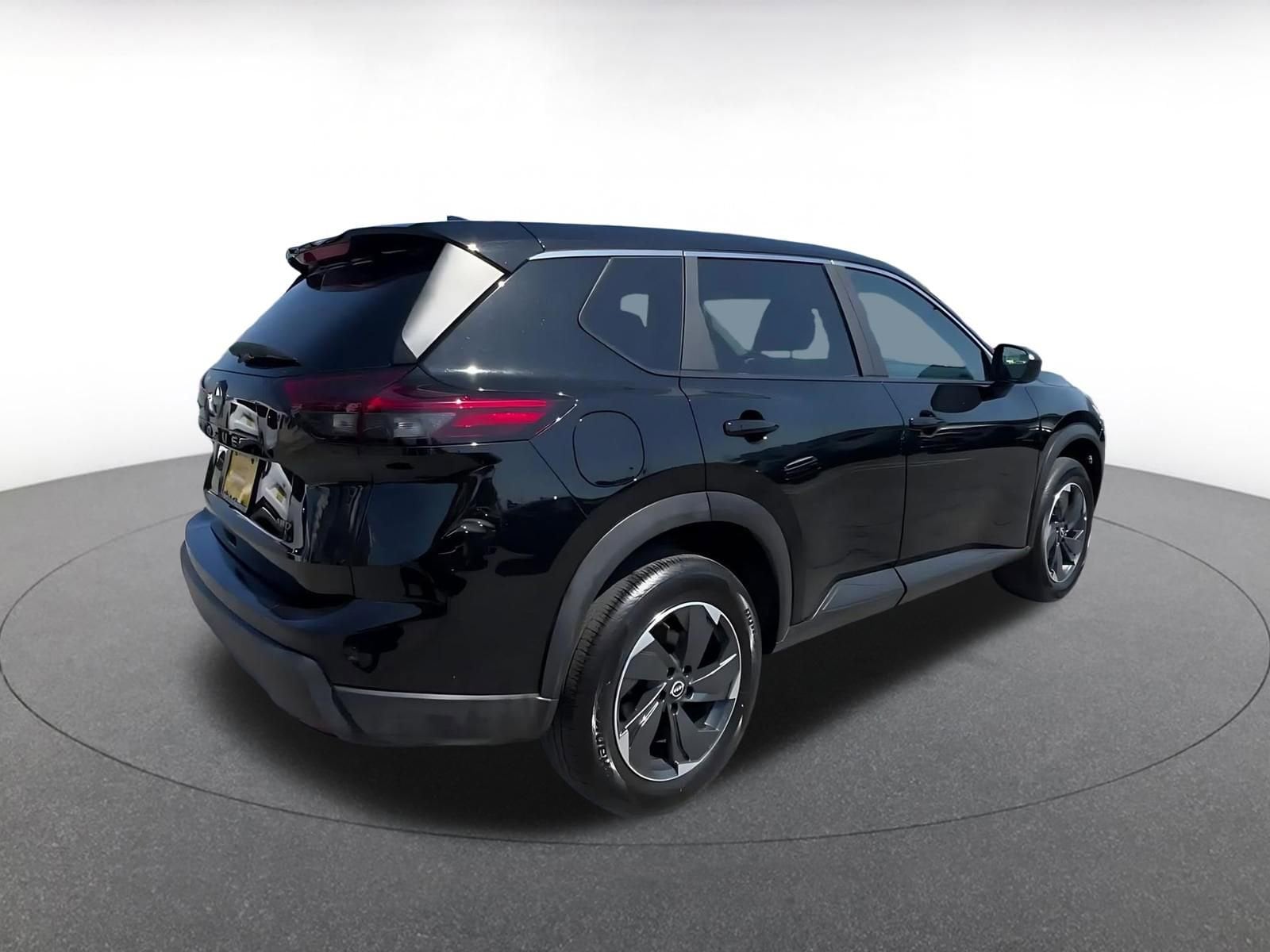 Thumbnail: 2025 Nissan Rogue - 15