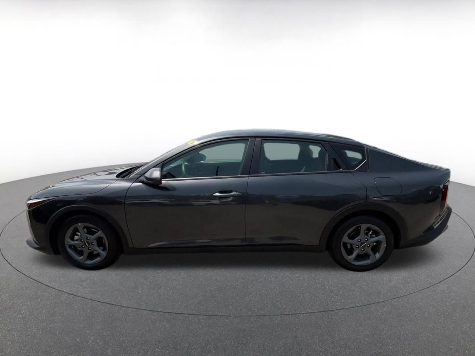 Thumbnail: 2025 Kia K4 - 9