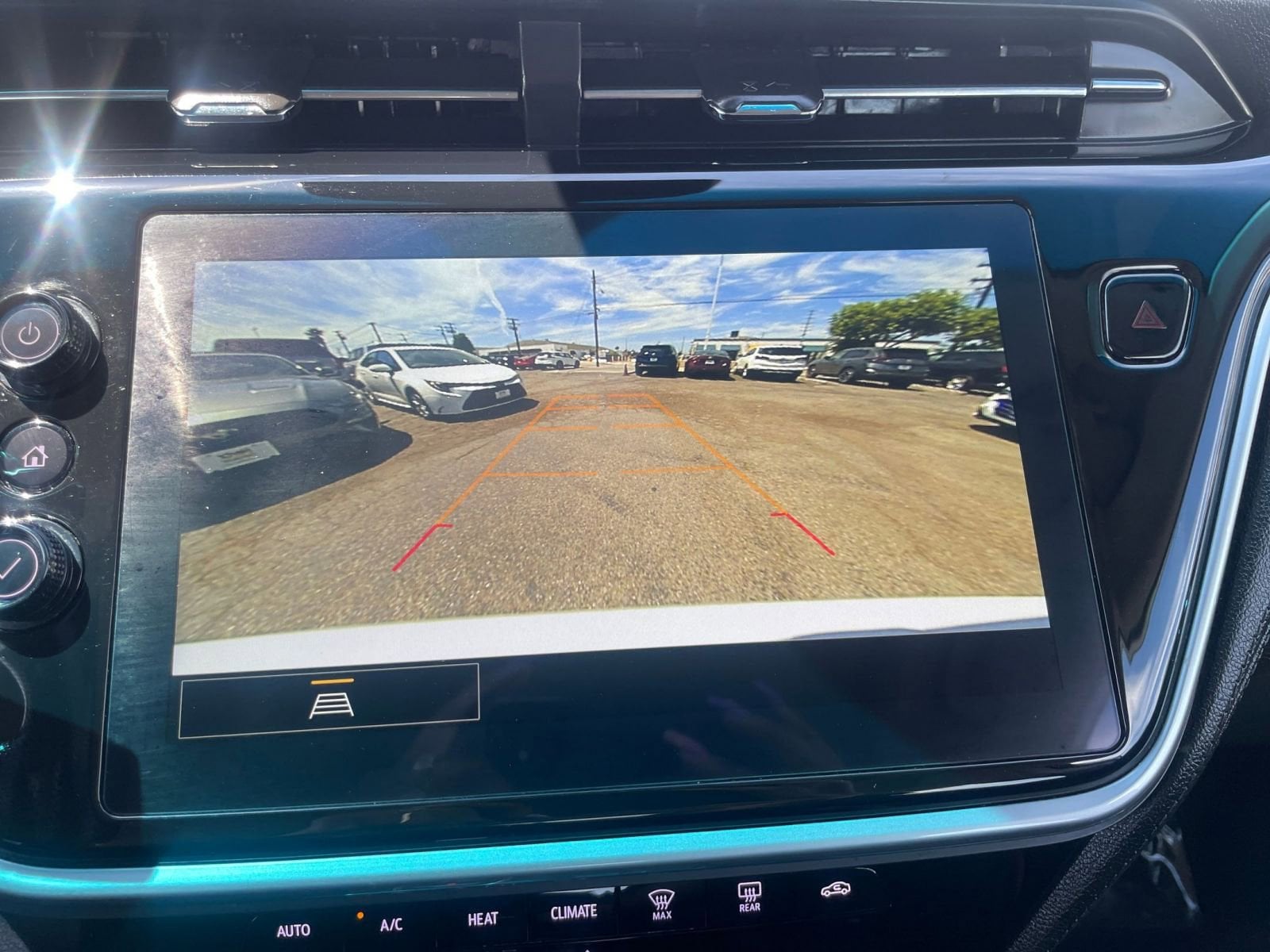 Thumbnail: 2023 Chevrolet Bolt EV - 17