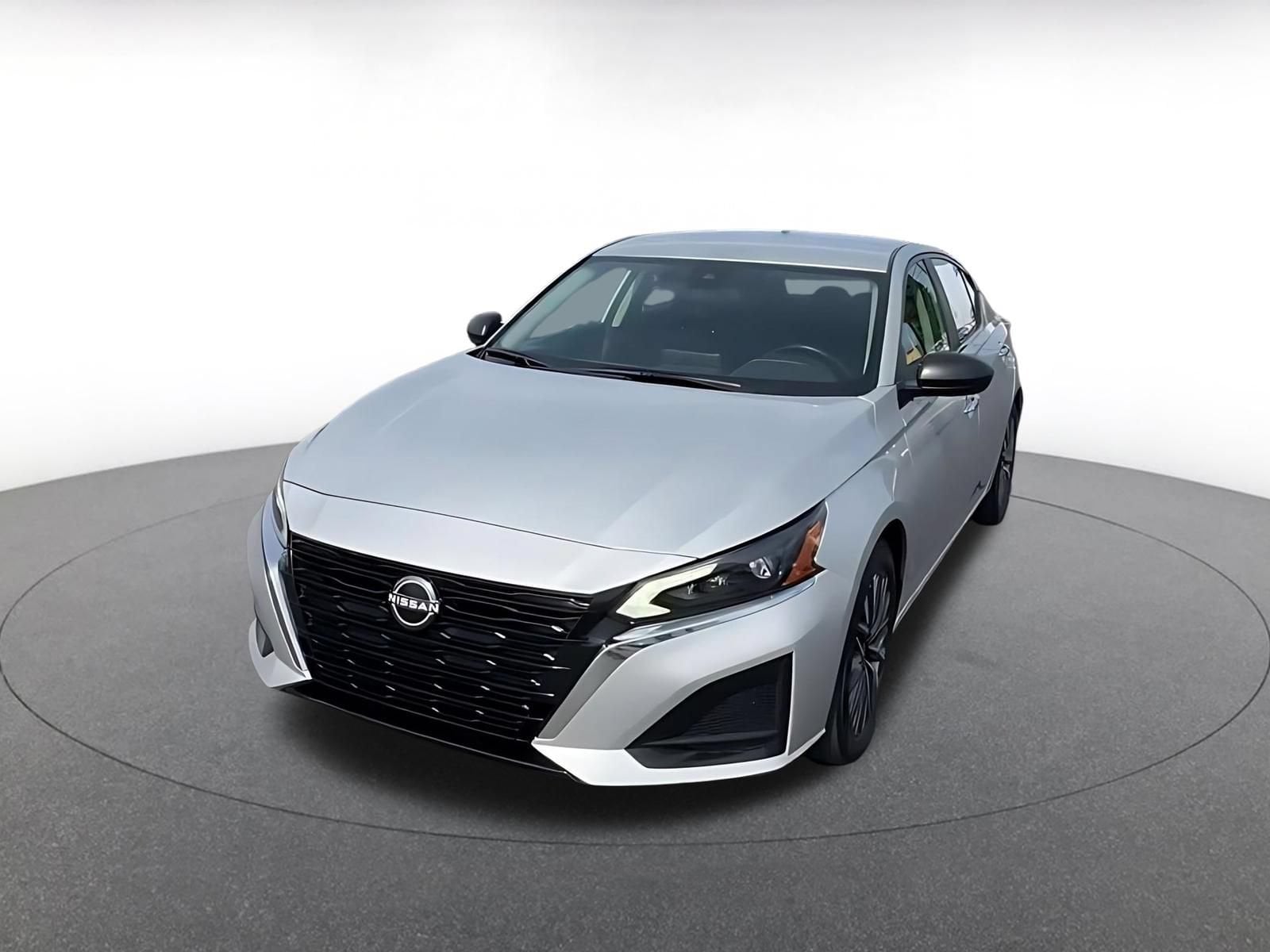 Thumbnail: 2025 Nissan Altima - 6