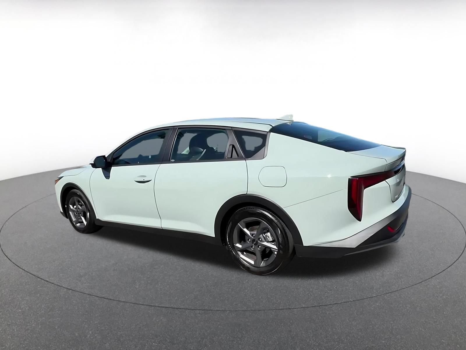 Thumbnail: 2026 Kia K4 - 10