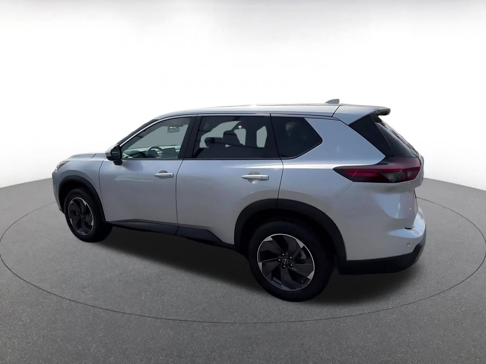 Thumbnail: 2025 Nissan Rogue - 10