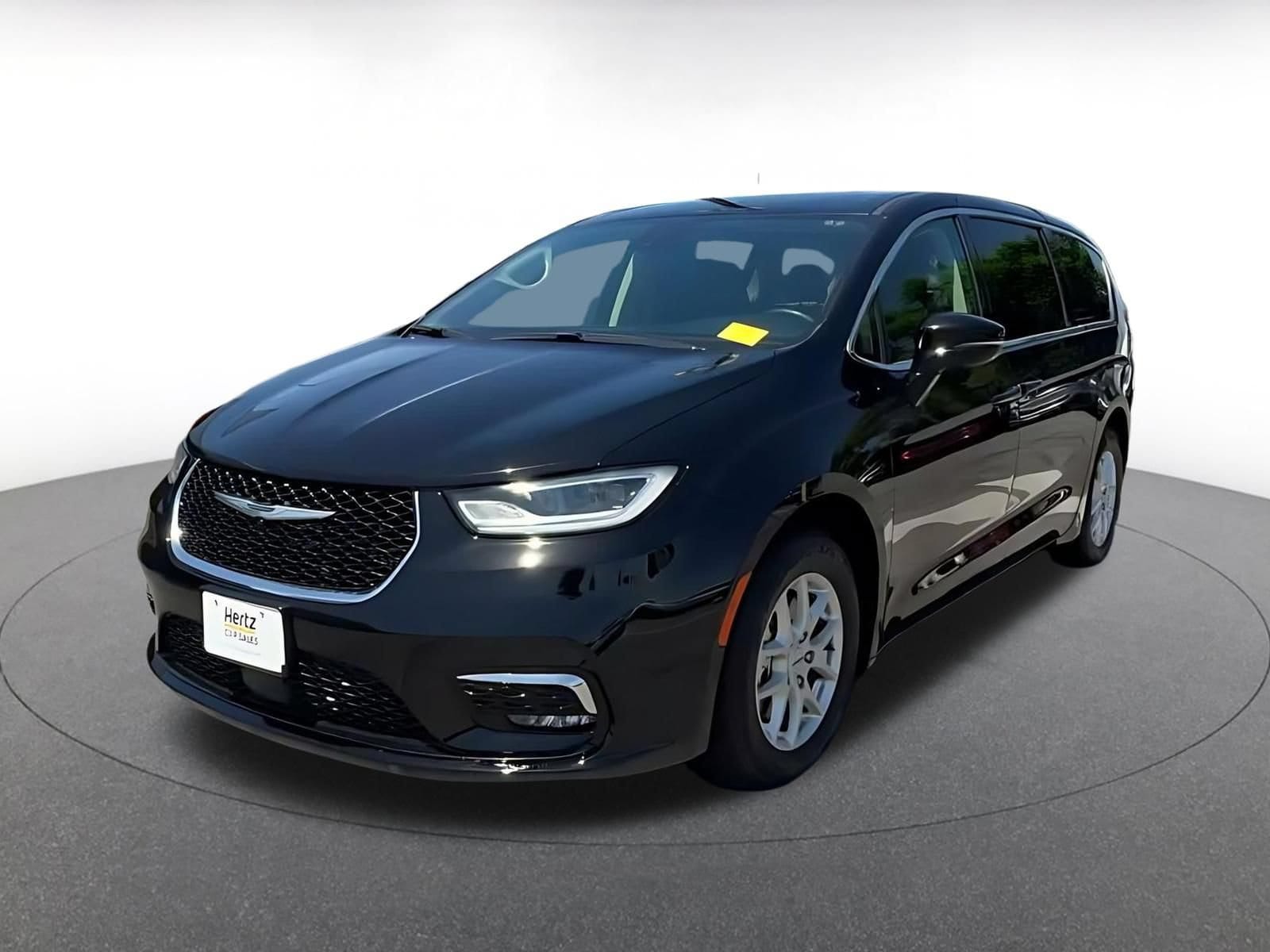 Thumbnail: 2024 Chrysler Pacifica - 7