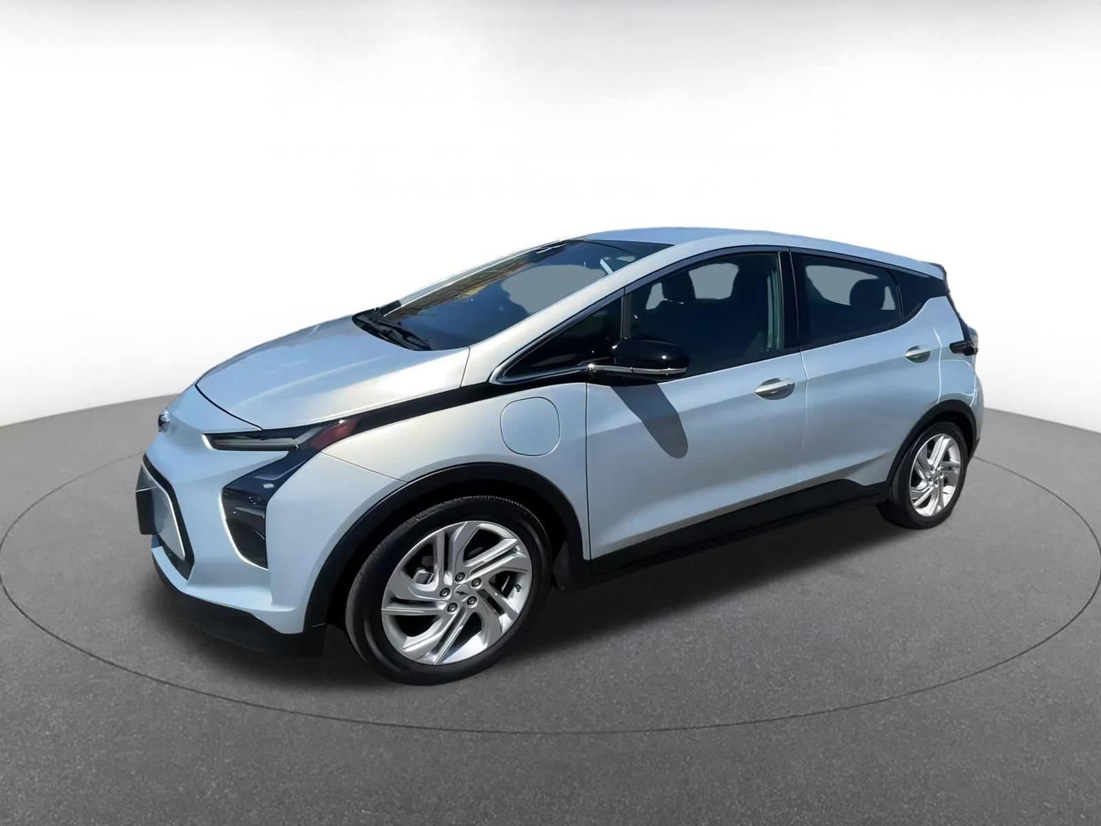 Thumbnail: 2023 Chevrolet Bolt EV - 8