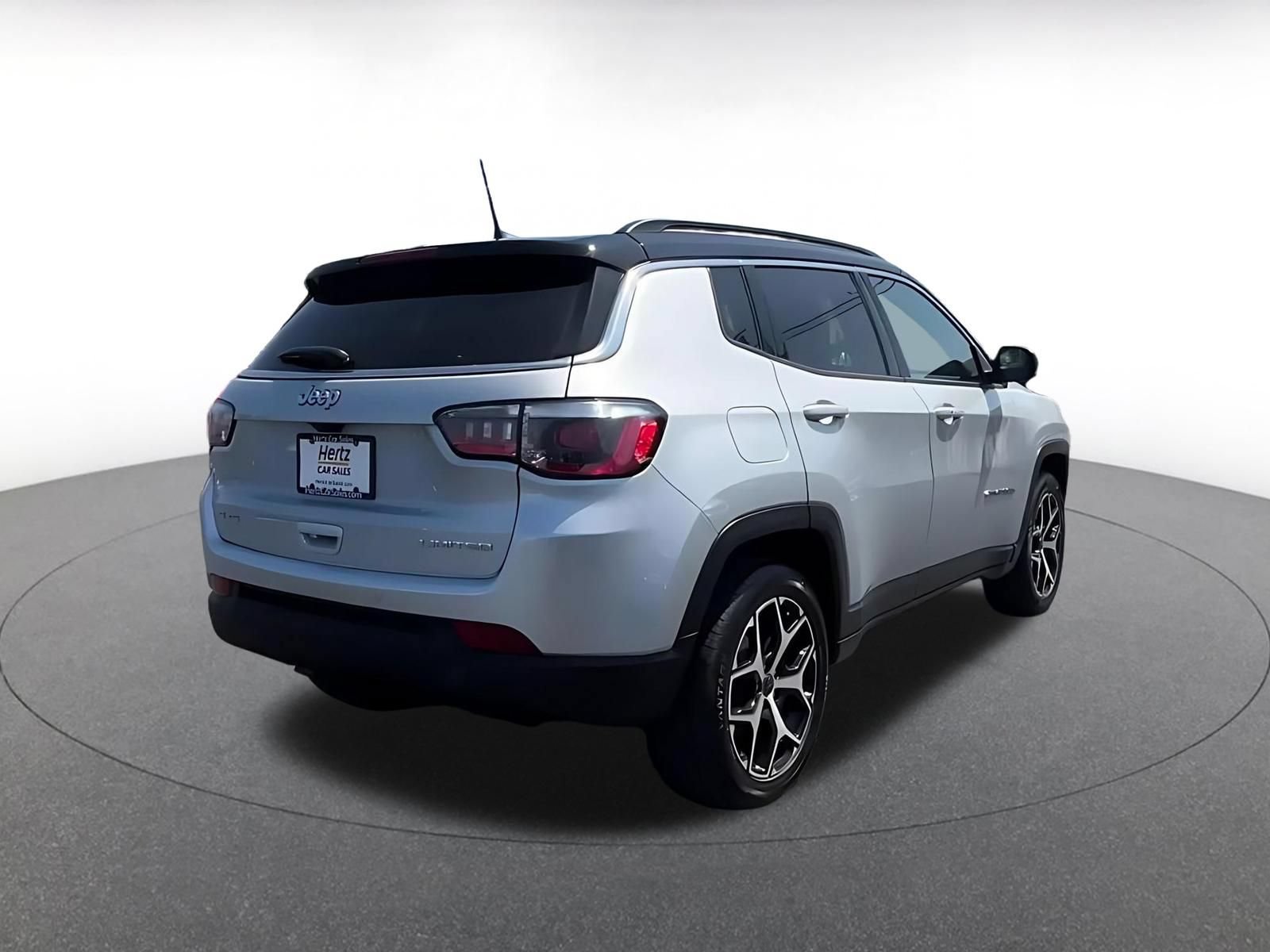 Thumbnail: 2025 Jeep Compass - 11