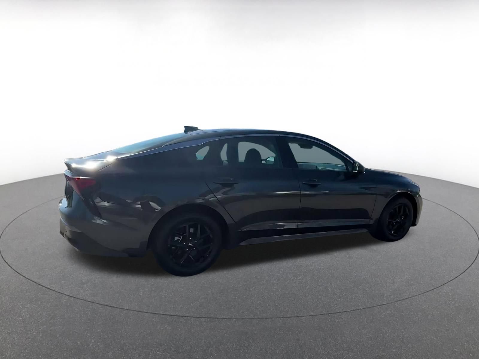 Thumbnail: 2025 Kia K5 - 15