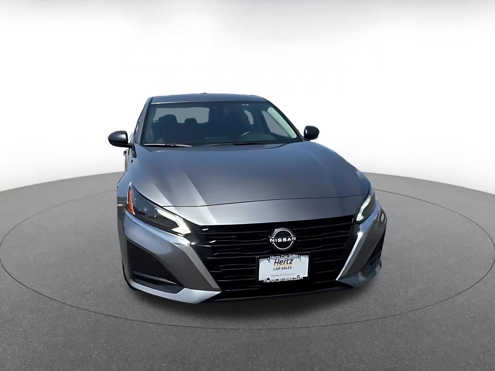 Thumbnail: 2025 Nissan Altima - 16