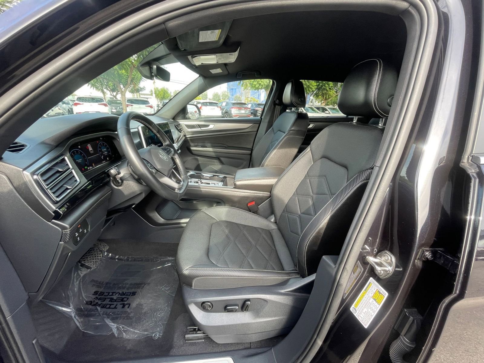 Thumbnail: 2025 Volkswagen Atlas - 27