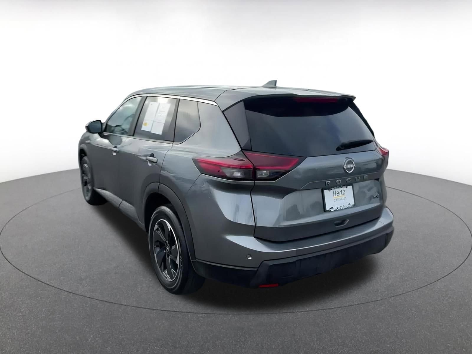 2024 Nissan Rogue SV 11