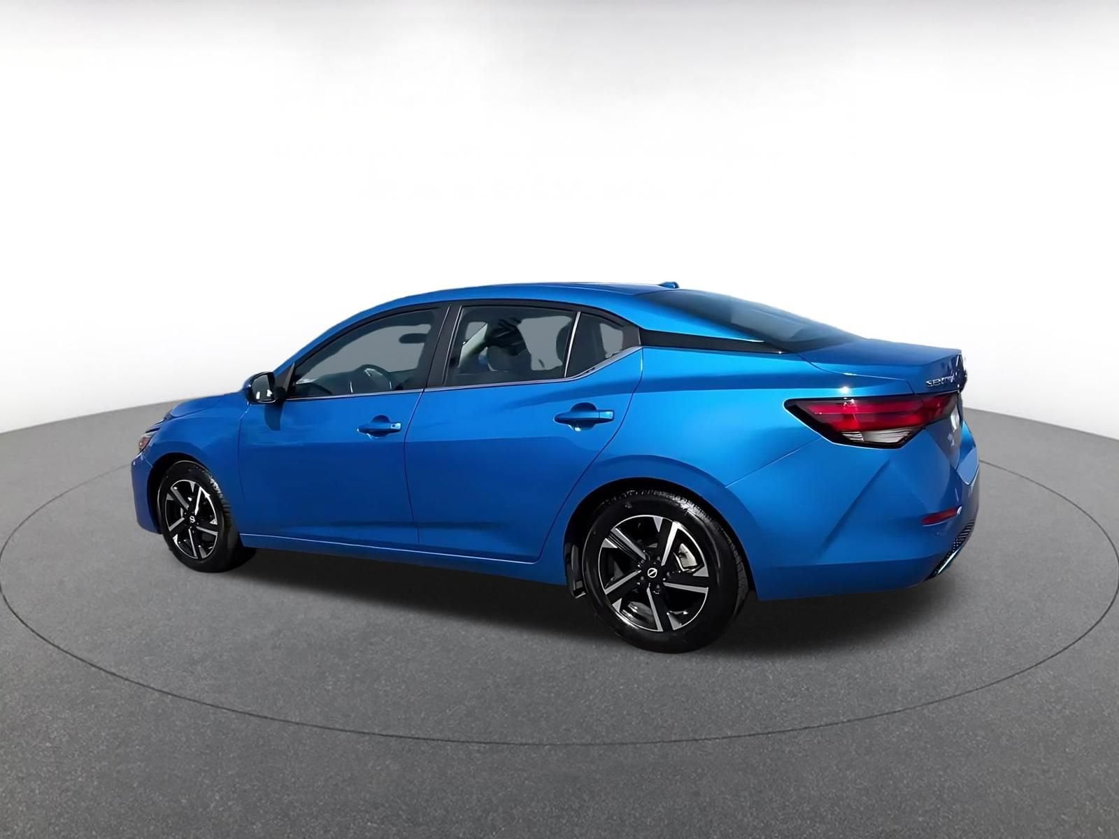 Thumbnail: 2025 Nissan Sentra - 10