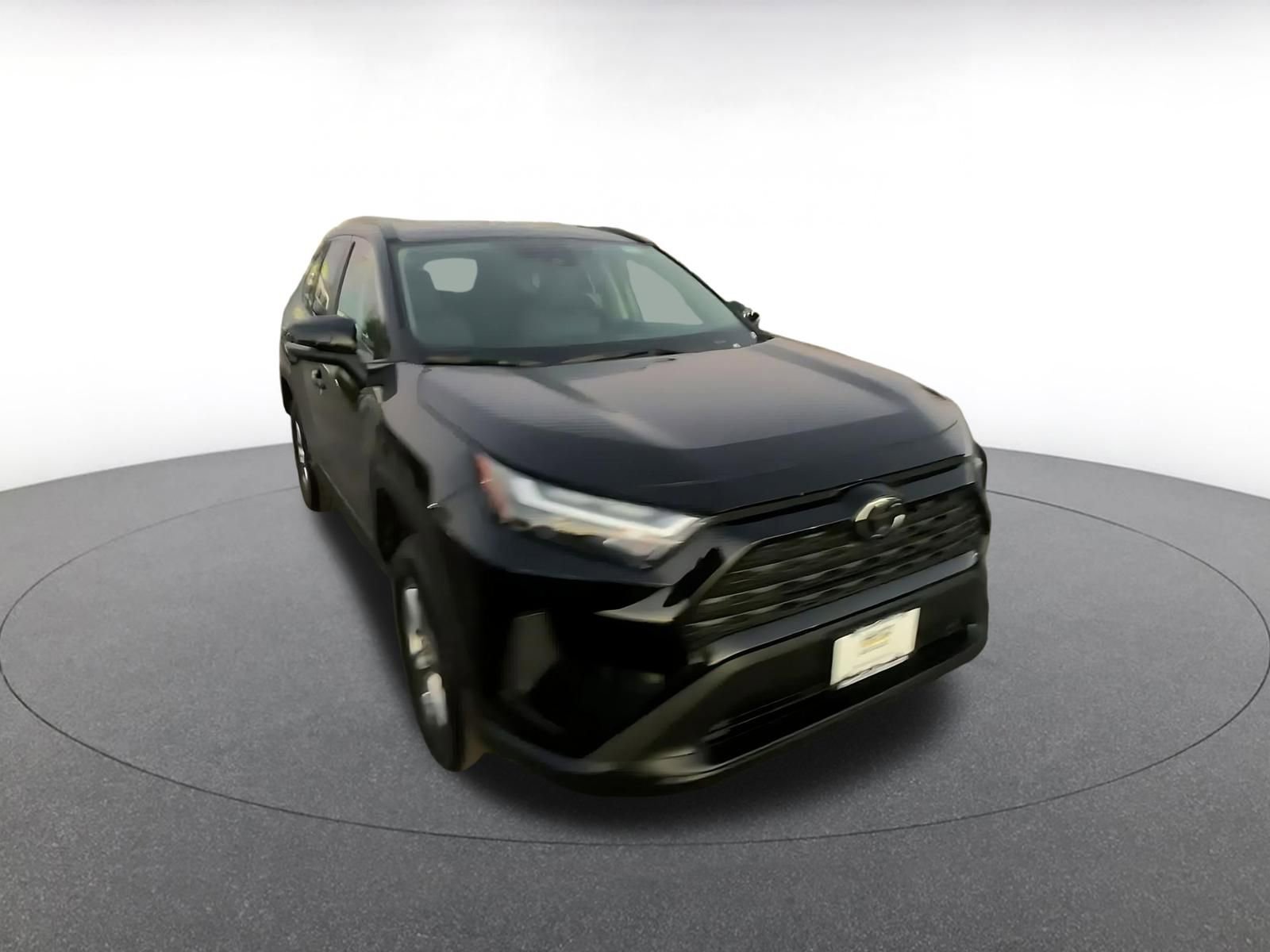 Thumbnail: 2025 Toyota RAV4 - 3