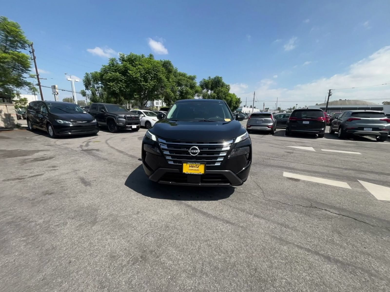 Thumbnail: 2025 Nissan Rogue - 4