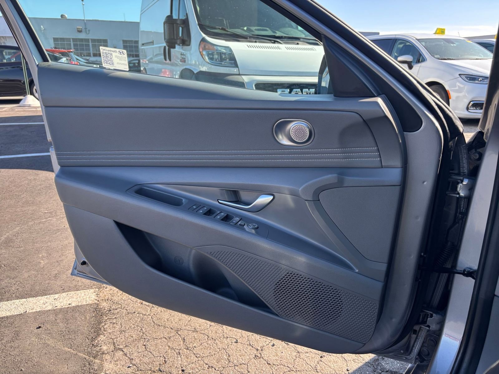 Thumbnail: 2025 Hyundai Elantra - 18