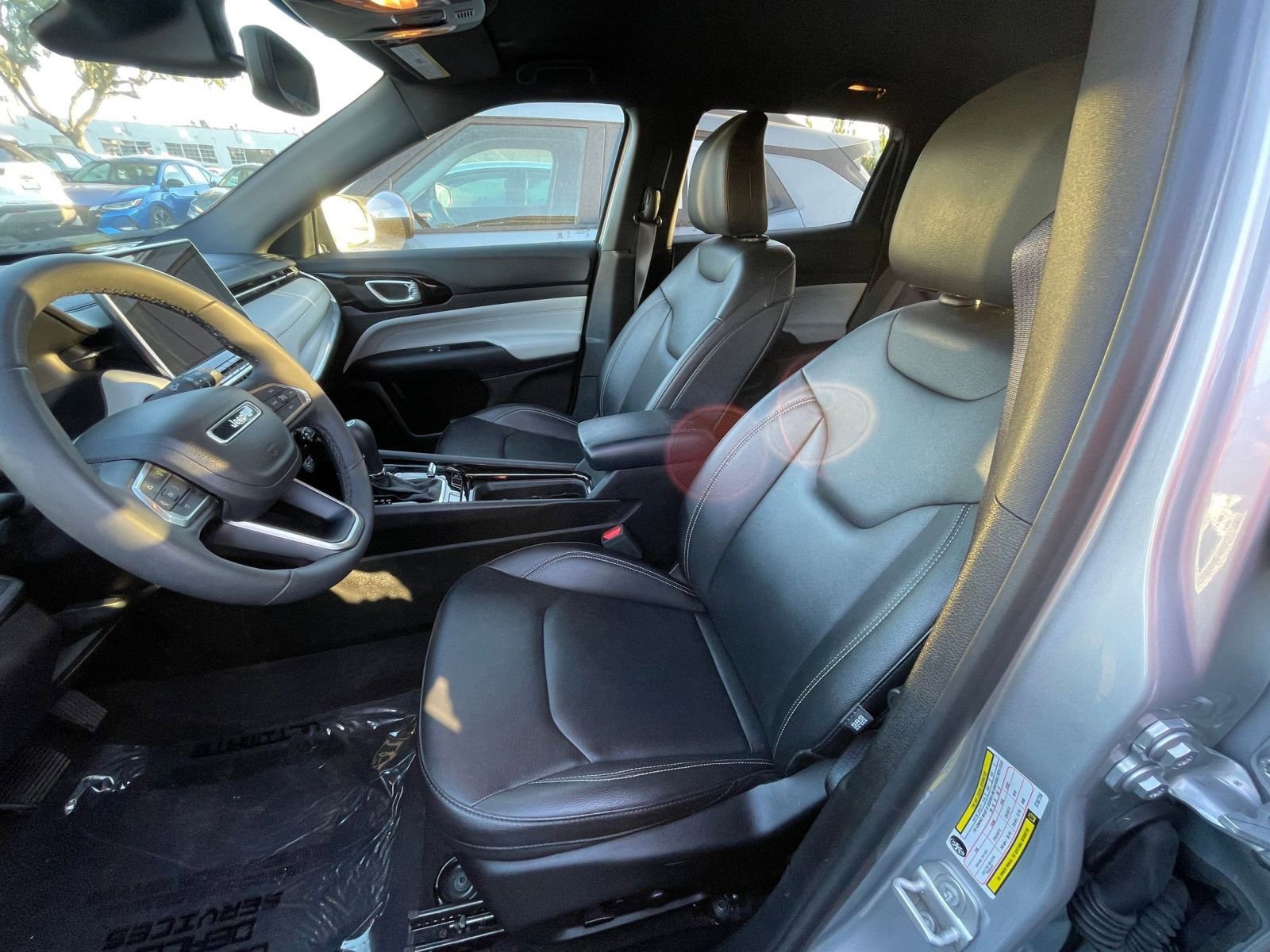 Thumbnail: 2025 Jeep Compass - 28